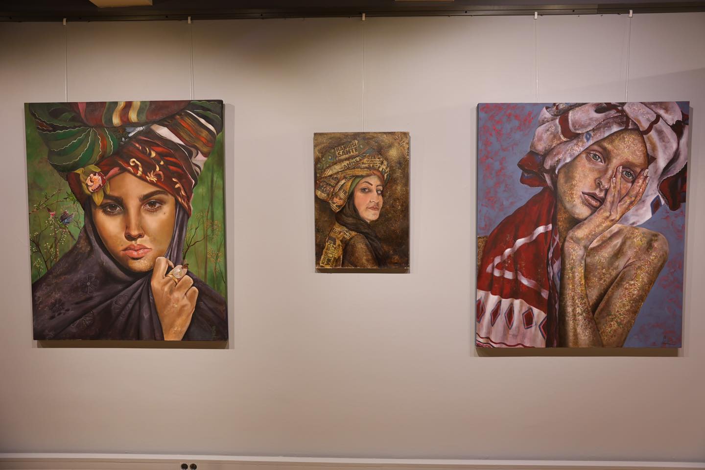 Eskişehir'de Osmangazi Üniversitesi Sanat ve Tasarım Fakültesi'nden Doç. Pervin Kurbanzade'nin eserlerinin sergilendiği 