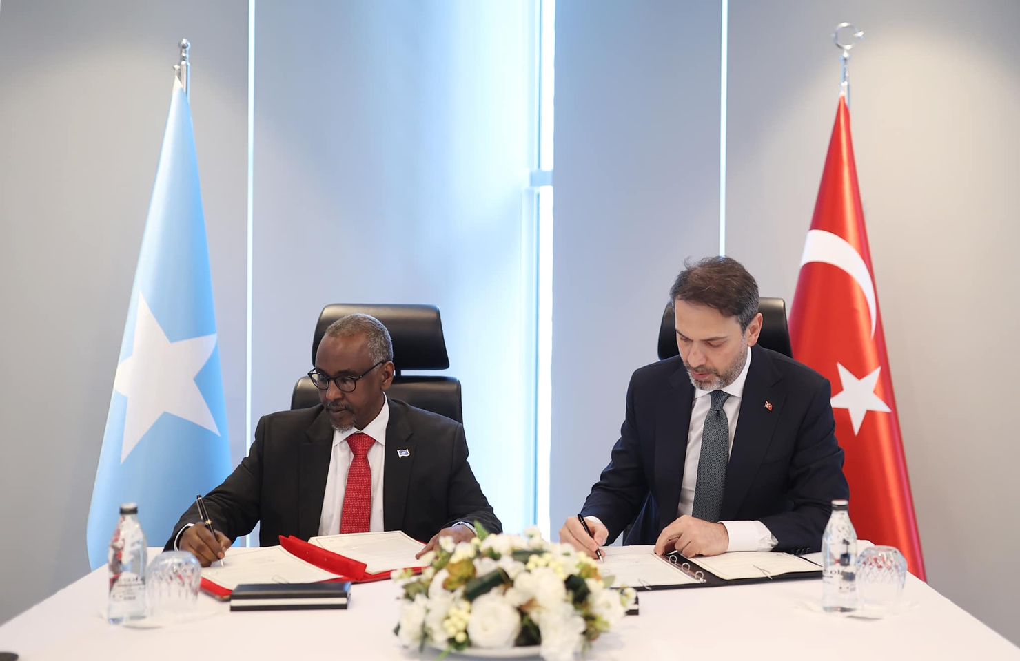Türkiye ve Somali arasında enerji sektöründe iş birliği anlaşması imzalandı