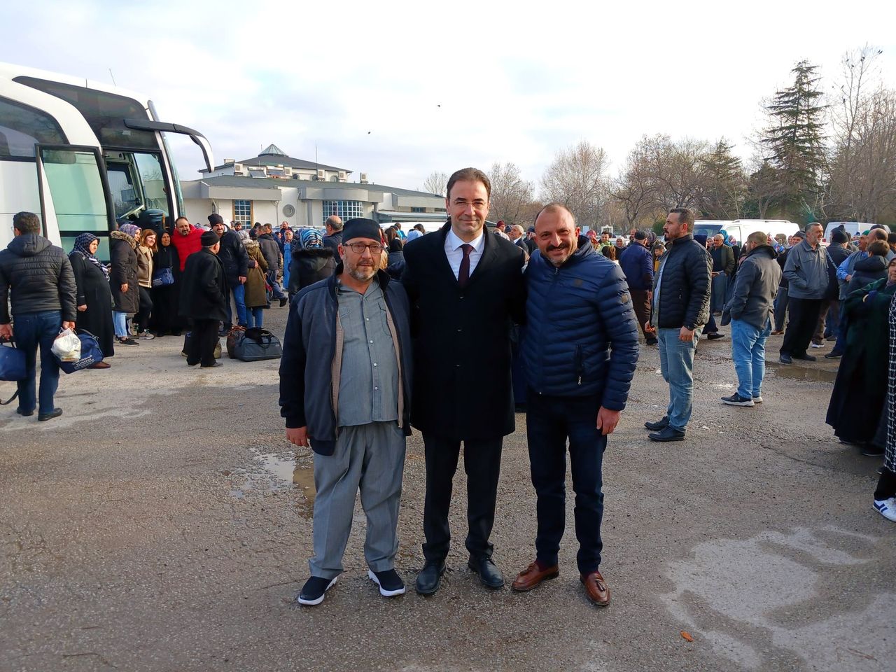 MHP Afyonkarahisar Teşkilatı'ndan Umre Ziyaretine Destek Açıklaması