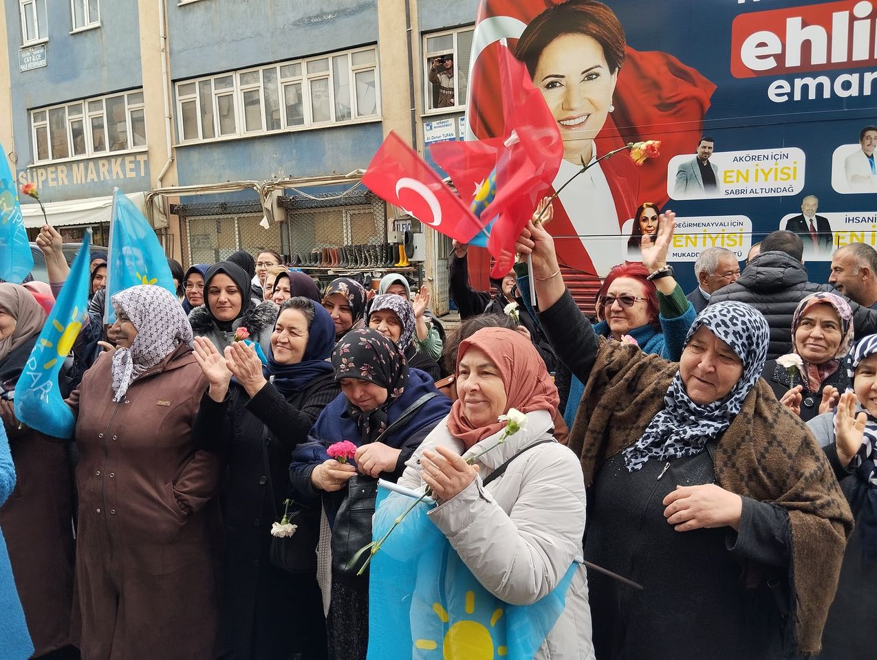İYİ Parti Afyonkarahisar'da Saha Çalışmalarına Hız Verdi