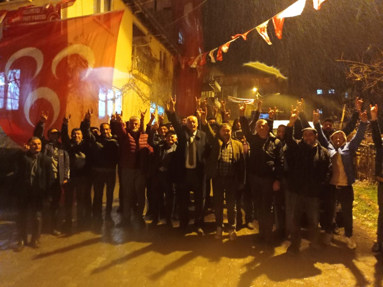 MHP Yerel Yönetim Temsilcileri Afyonkarahisar'da Köy Ziyaretleri Yaptı