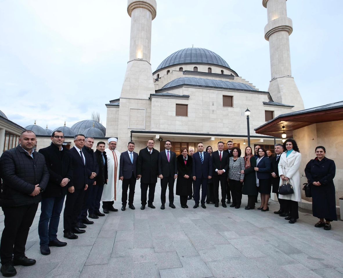 Türk Dışişleri Bakanlığı, Kırcaali'deki iftar programına katıldı
