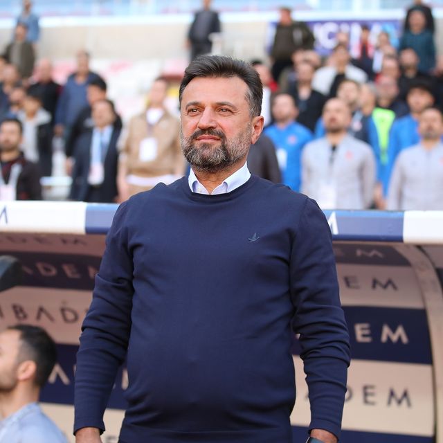 Sivasspor Teknik Direktörü Bülent Uygun, Süper Lig konumundan memnun