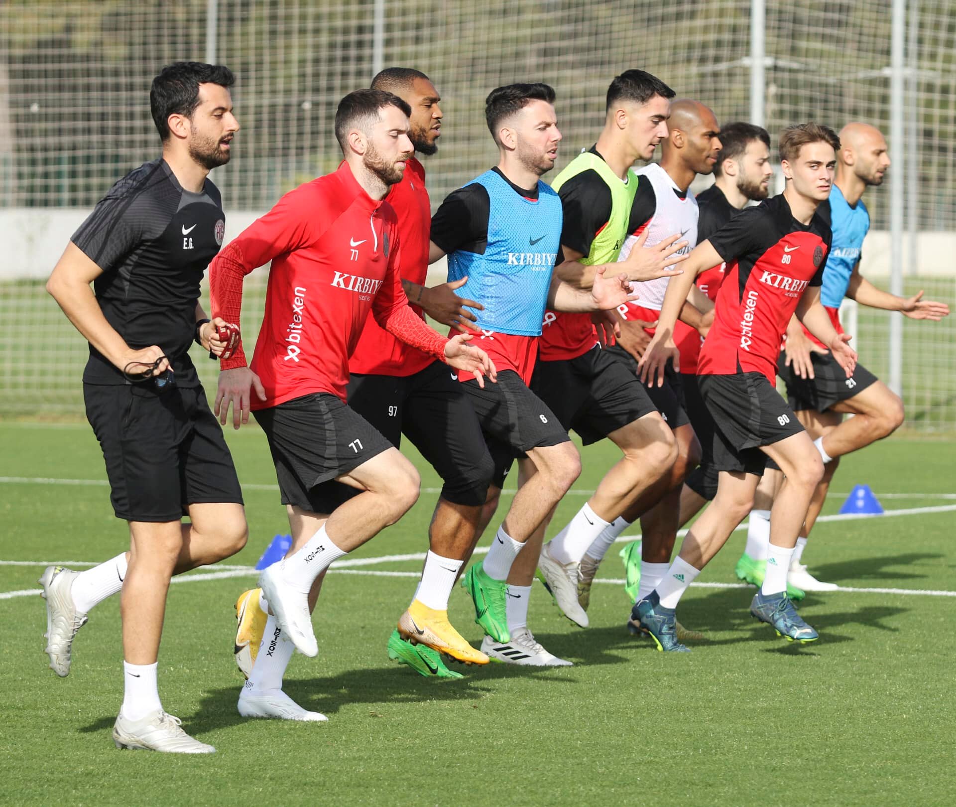 Antalyaspor, Çaykur Rizespor maçı için yoğun hazırlıklara başladı.