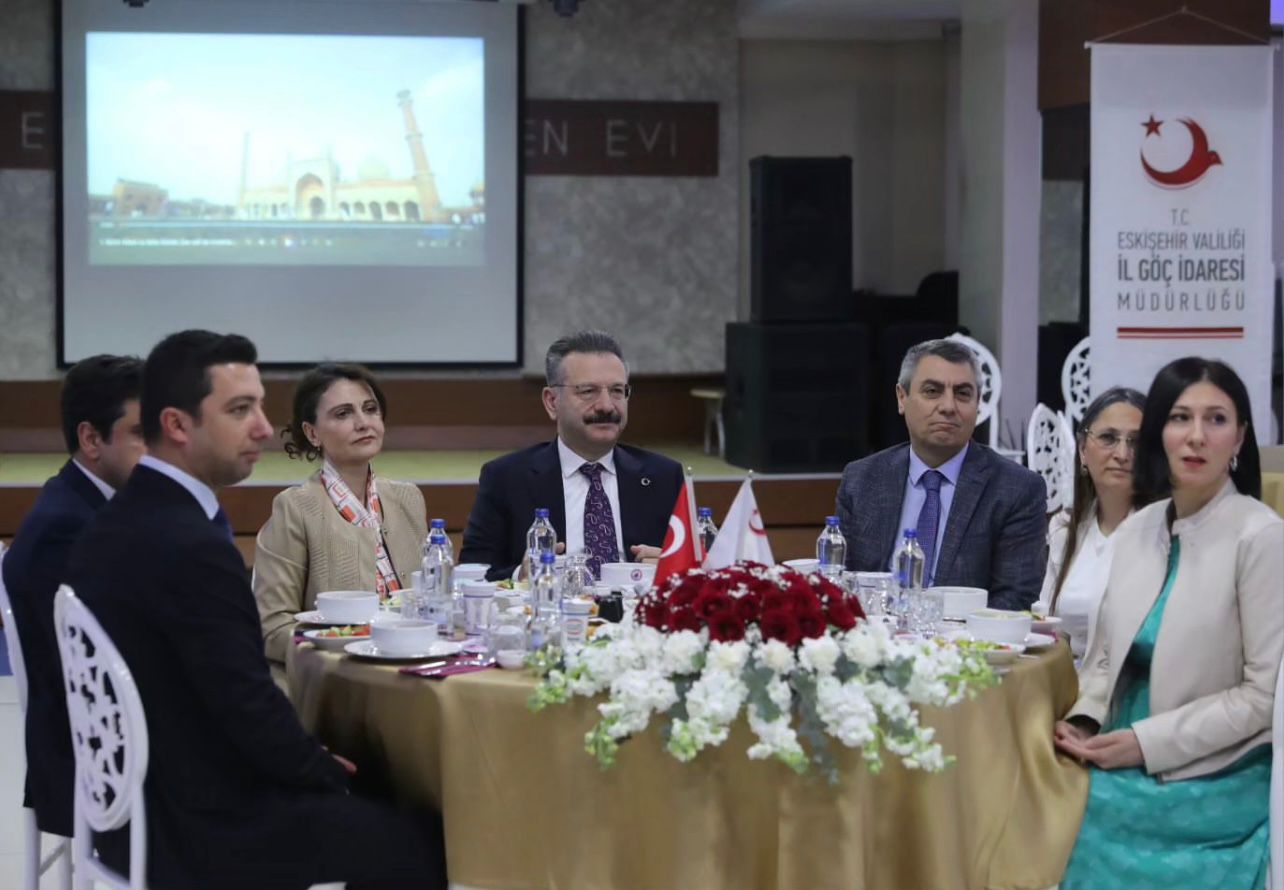 Eskişehir Valisi Sayın Hüseyin Aksoy, Kırım Tatar Türkleri için düzenlenen iftar programında konuştu