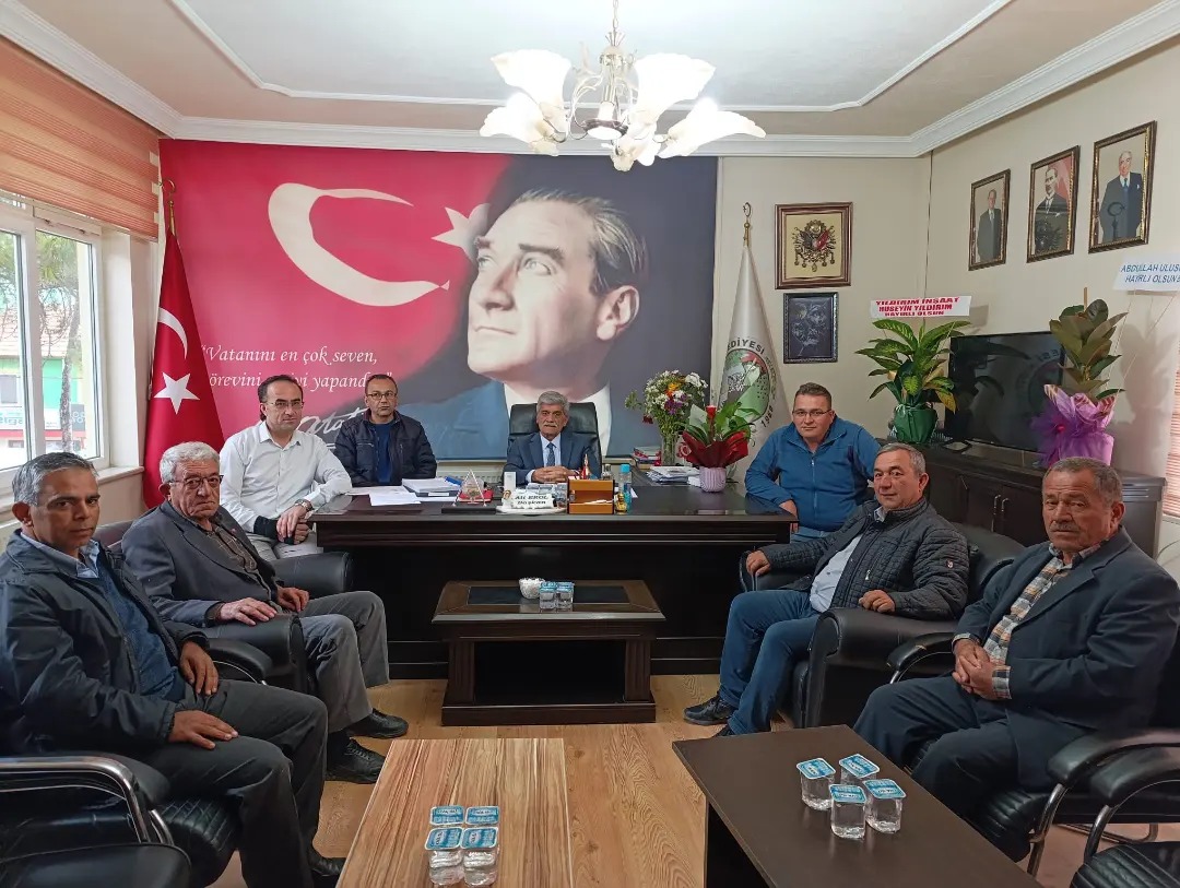 Kızılören Belediye Başkanı ve MHP Meclis Üyeleri İlk Toplantılarını Yaptı