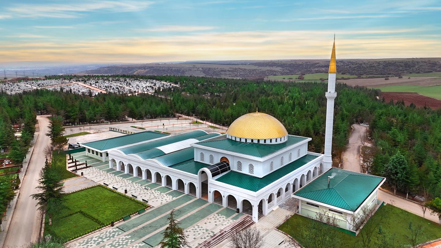 Eskişehir'de 100. Yıl Camii, Ramazan Bayramı'nda açılışını yapıyor