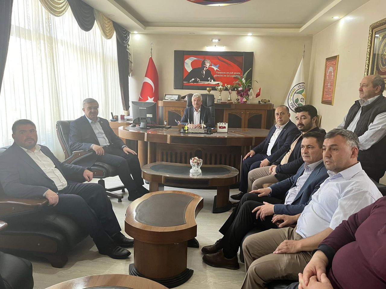 AK Parti Milletvekili İbrahim Yurdunuseven, Belediye Başkanını Ziyaret Etti