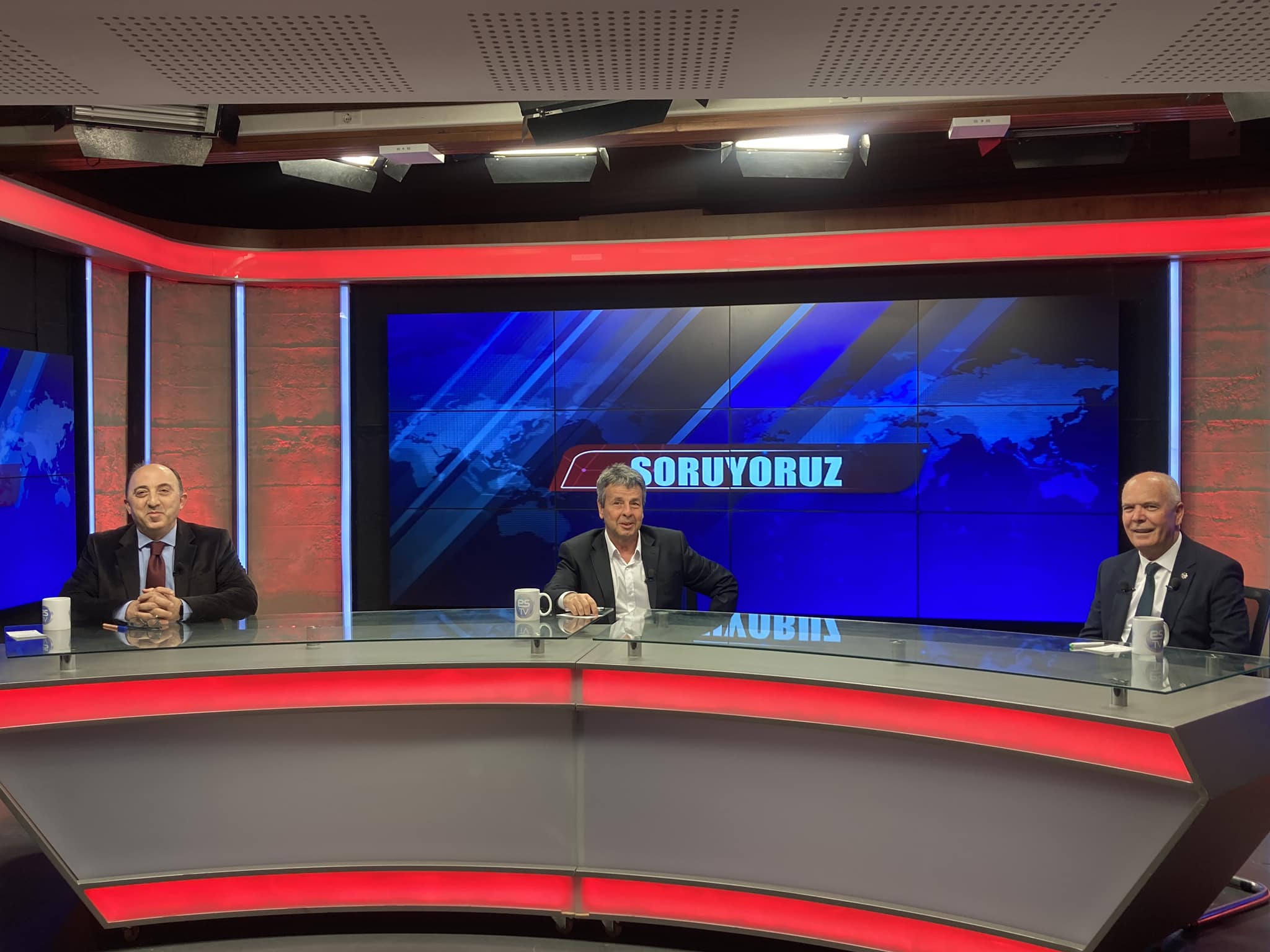Eskişehir'de Siyasi Figür, Yerel Televizyon Kanalında Canlı Yayına Konuk Oldu