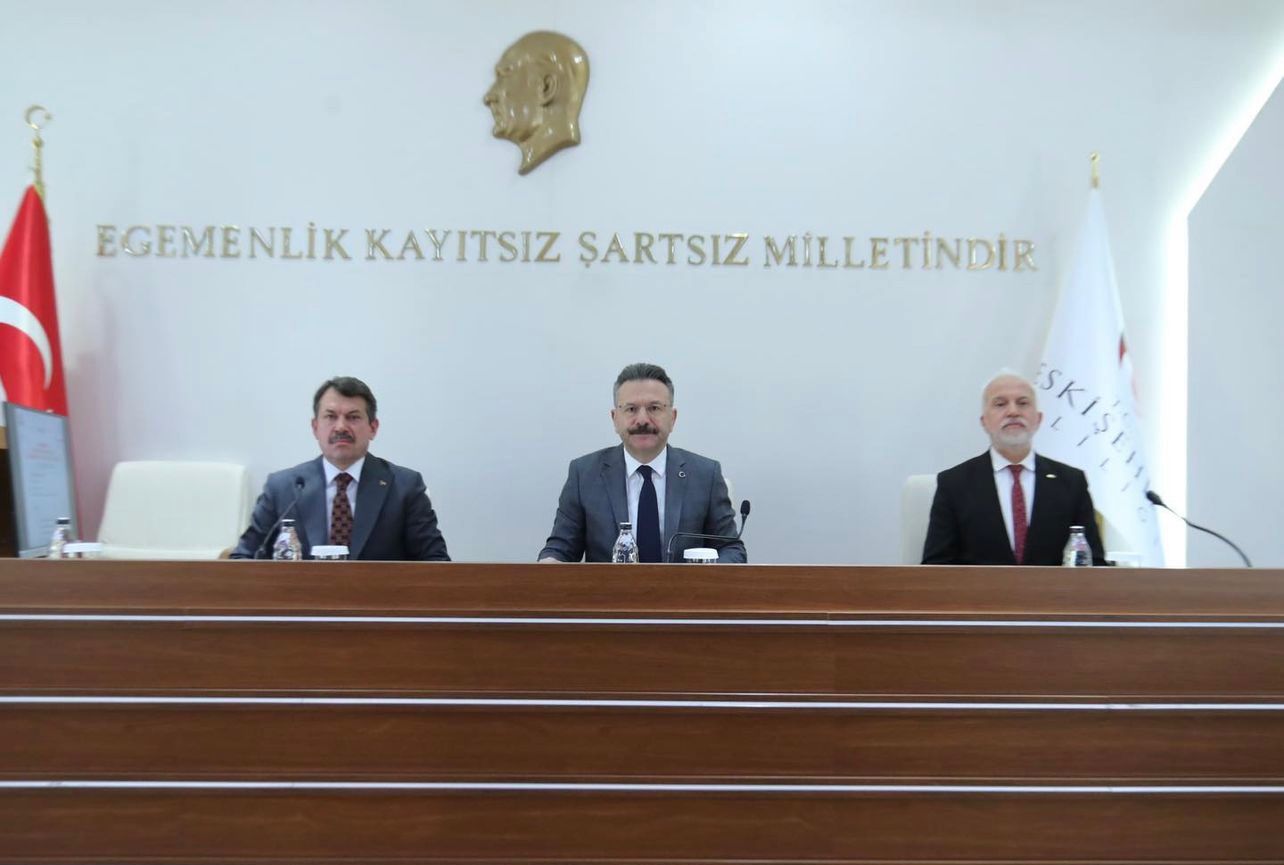 Vali Aksoy Başkanlığında Bağımlılıkla Mücadele Toplantısı Gerçekleştirildi