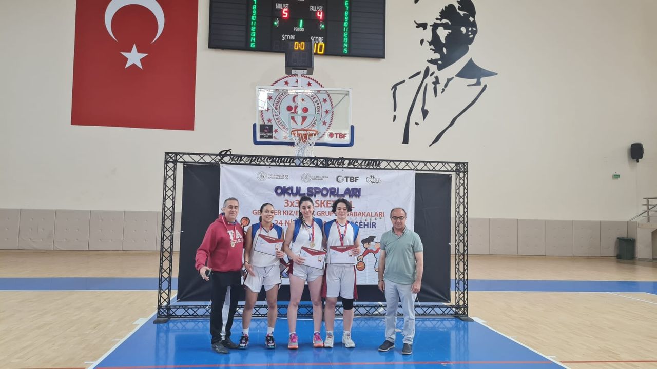 Okul Sporları 3x3 Basketbol Gençler Kız Erkek Grup Müsabakaları Eskişehir'de Sona Erdi