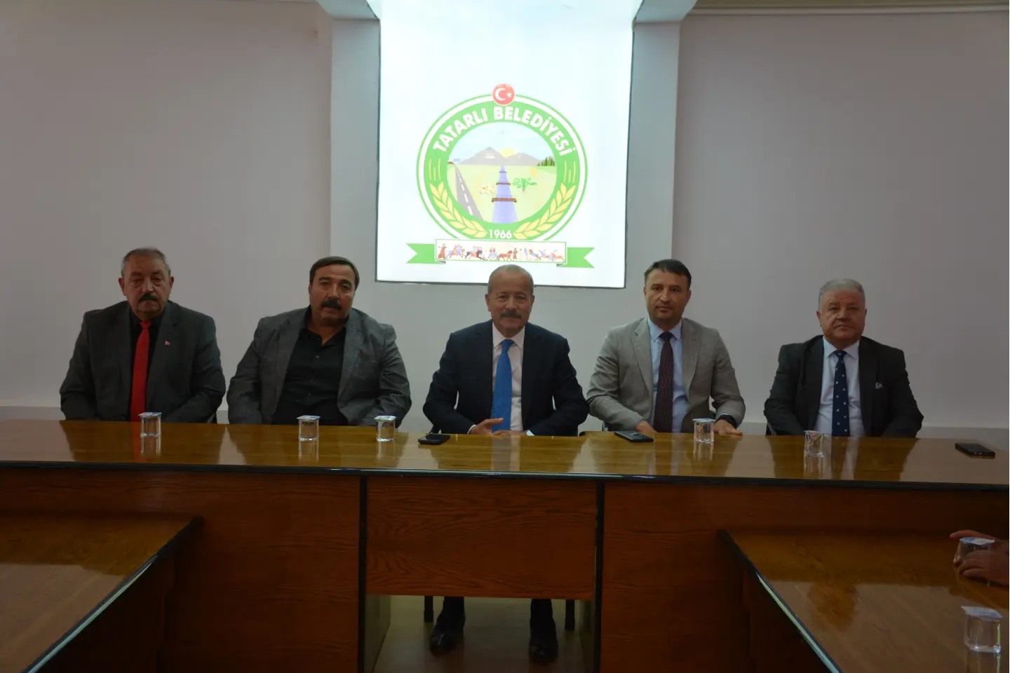Milletvekili Mehmet Taytak, Belediye Başkanı Musa Kayer'i Ziyaret Etti