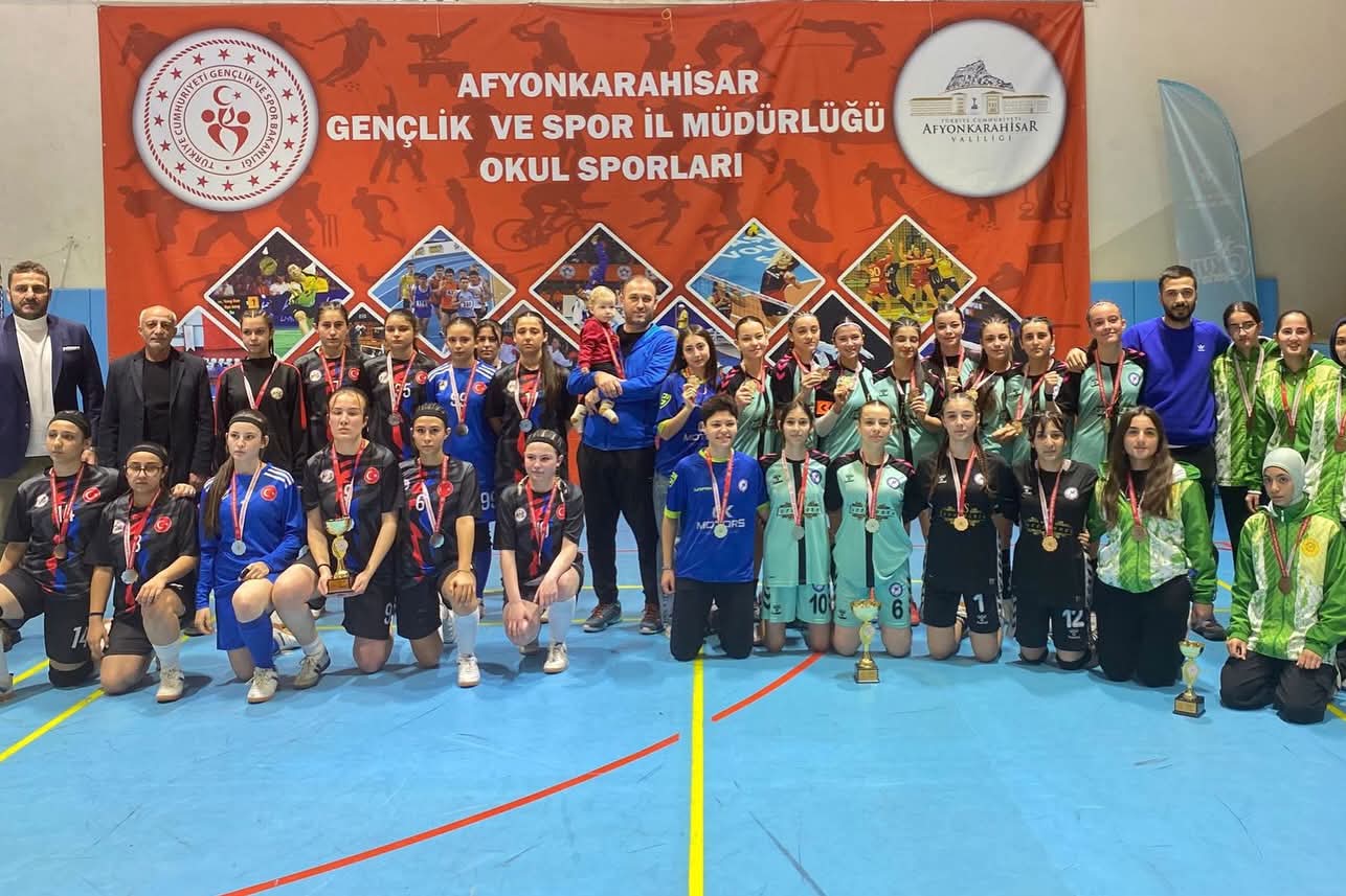 Futsal Genç Kız Müsabakaları Tamamlandı
