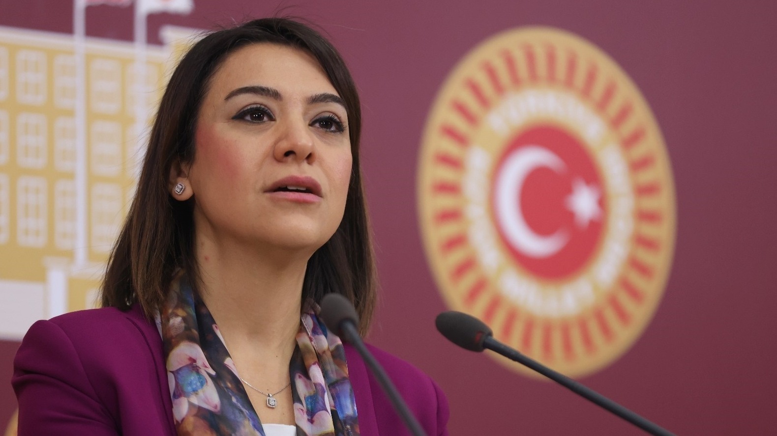 CHP'nin Gamze Taşcıer, AK Parti'nin emekli ikramiyesi açıklamasını eleştirdi.