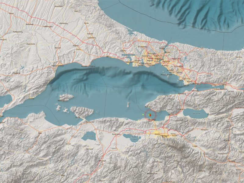 İçişleri Bakanı Ali Yerlikaya'dan İstanbul ve Bursa'daki deprem açıklaması