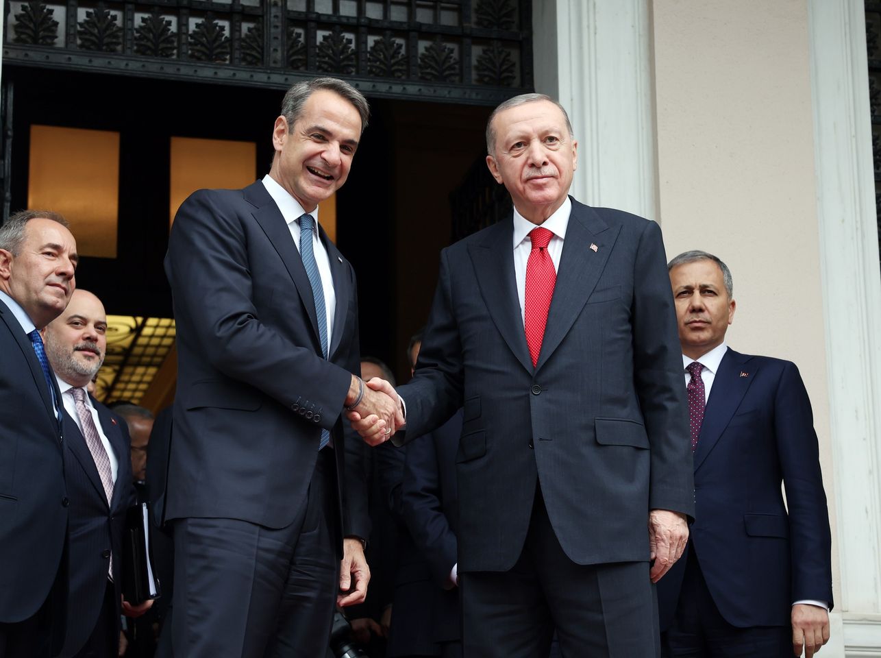 Türkiye Cumhurbaşkanı Erdoğan ve Yunanistan Başbakanı Mitsotakis Ortak Basın Toplantısı Düzenledi