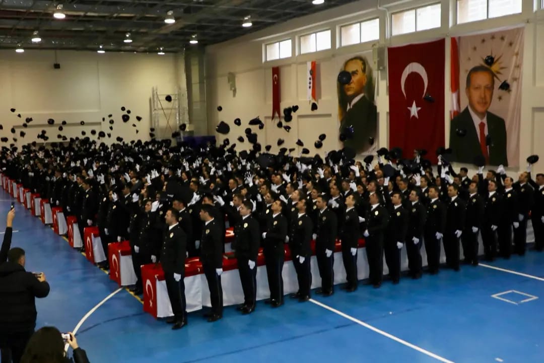 Afyonkarahisar Polis Meslek Eğitim Merkezi'nden 29. Dönem Polis Mezunları Gururla Atanıyor