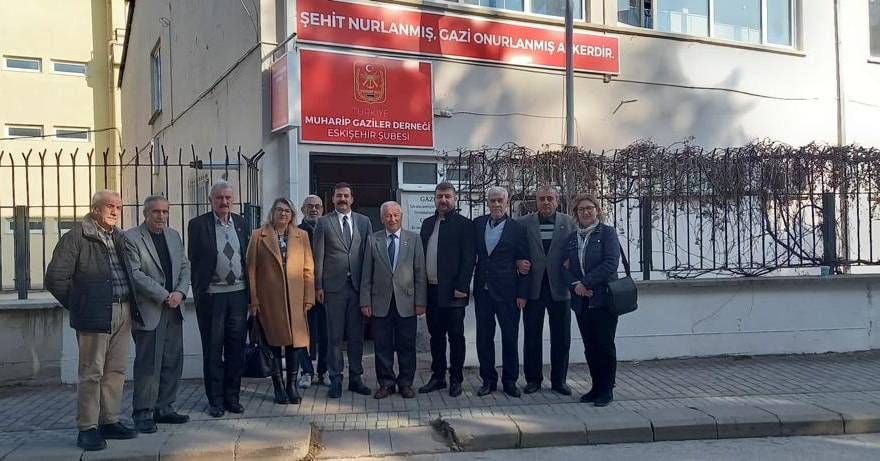 CHP Eskişehir İl Başkanlığı, Muharip Gaziler Derneği'ni ziyaret etti