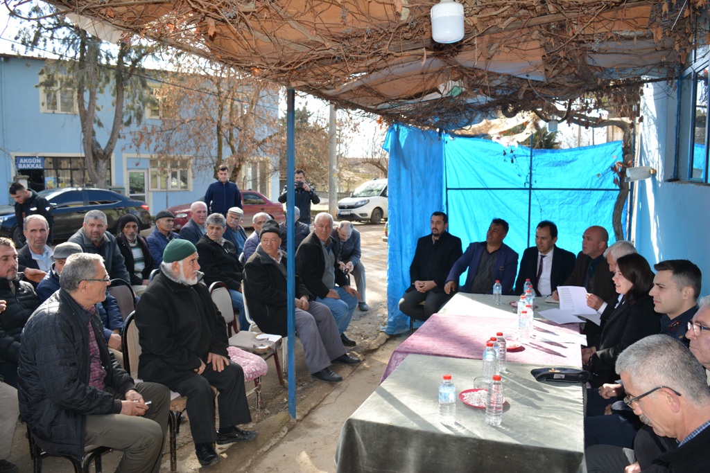 Kaymakam Funda Hamza Çaldağı, Alfaklar Köyü'nde Vatandaş Buluşması Gerçekleştirdi