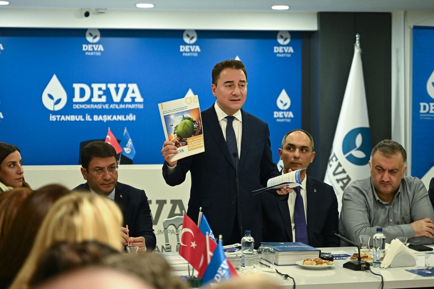 DEVA Partisi, İstanbul'a 'Deva' Olmaya Hazırlanıyor