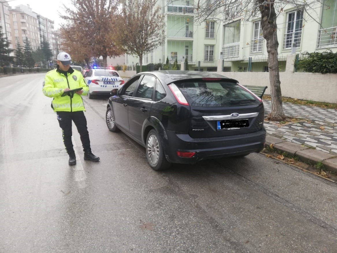 İlimizde Trafik Denetimlerinde Binlerce Araç Sorgulandı ve Cezalar Uygulandı