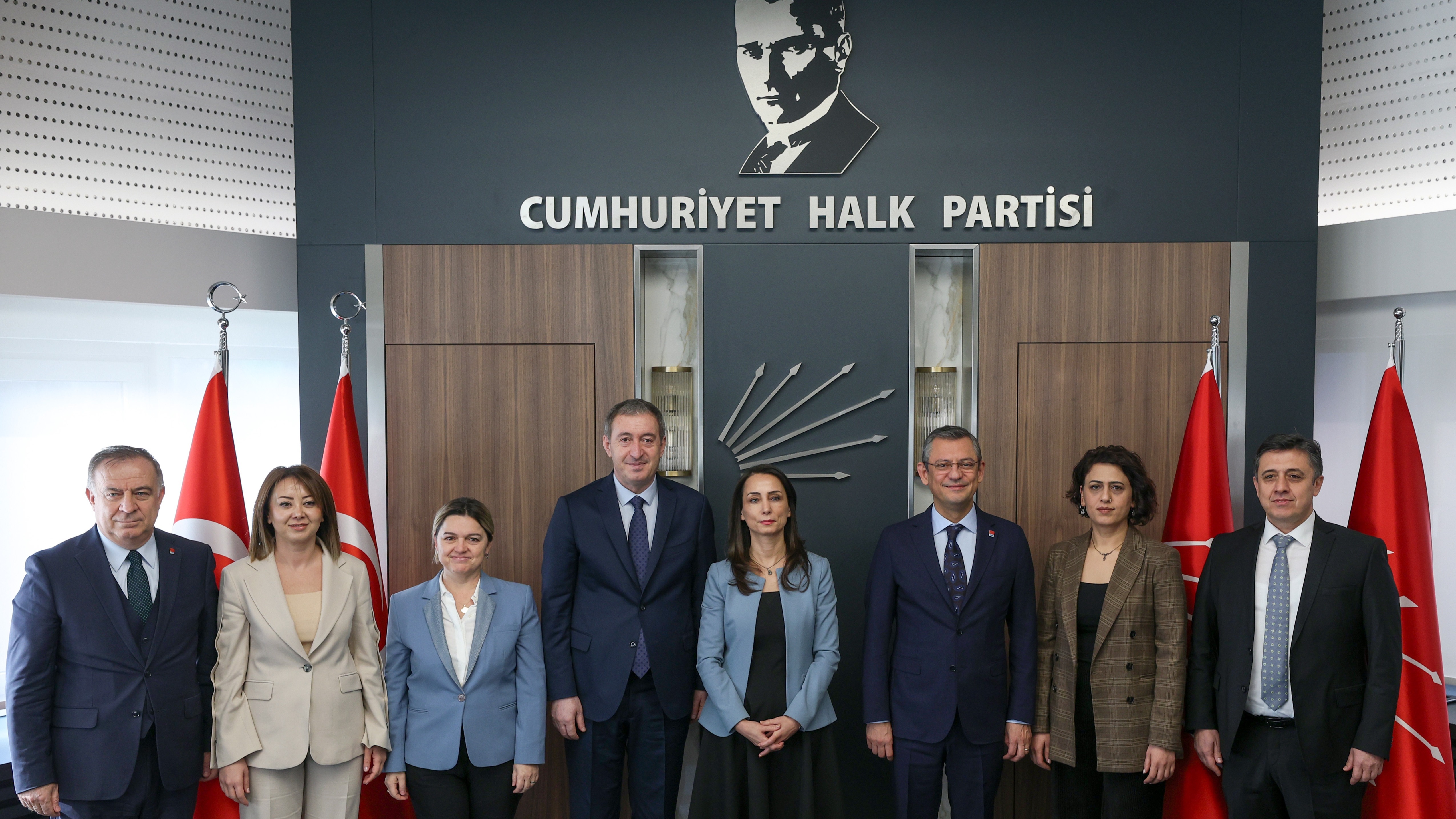 CHP ve DEM Parti Liderleri Ortaklığa İlişkin Görüşmelerde Buluştu