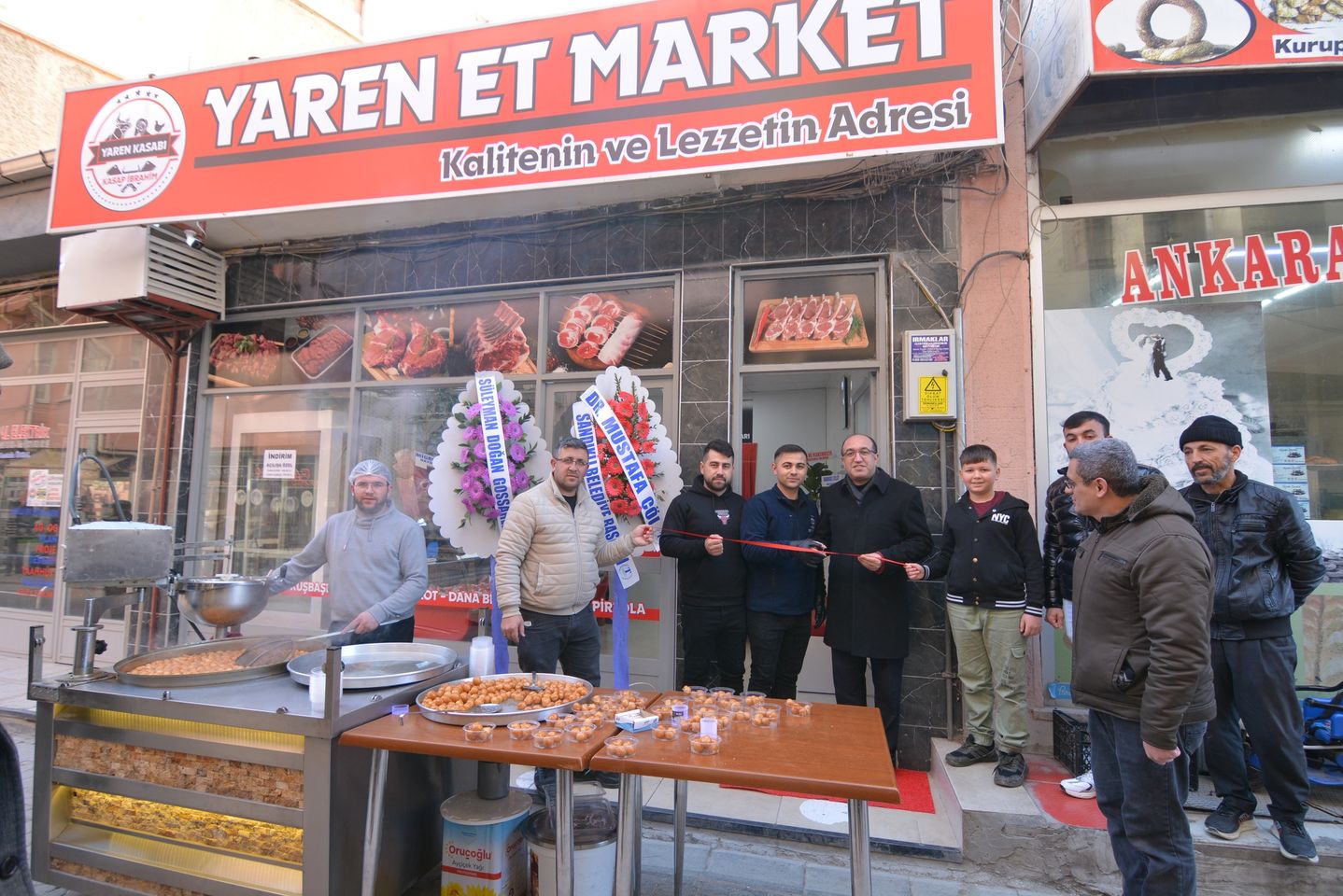 Sandıklı'da İki Yeni İş Yeri Hizmete Açıldı – Sandıklı Belediye Başkanı Dr. Mustafa Çöl, Bir Et Marketi ve Organizasyon Evi Açılışını Gerçekleştirdi