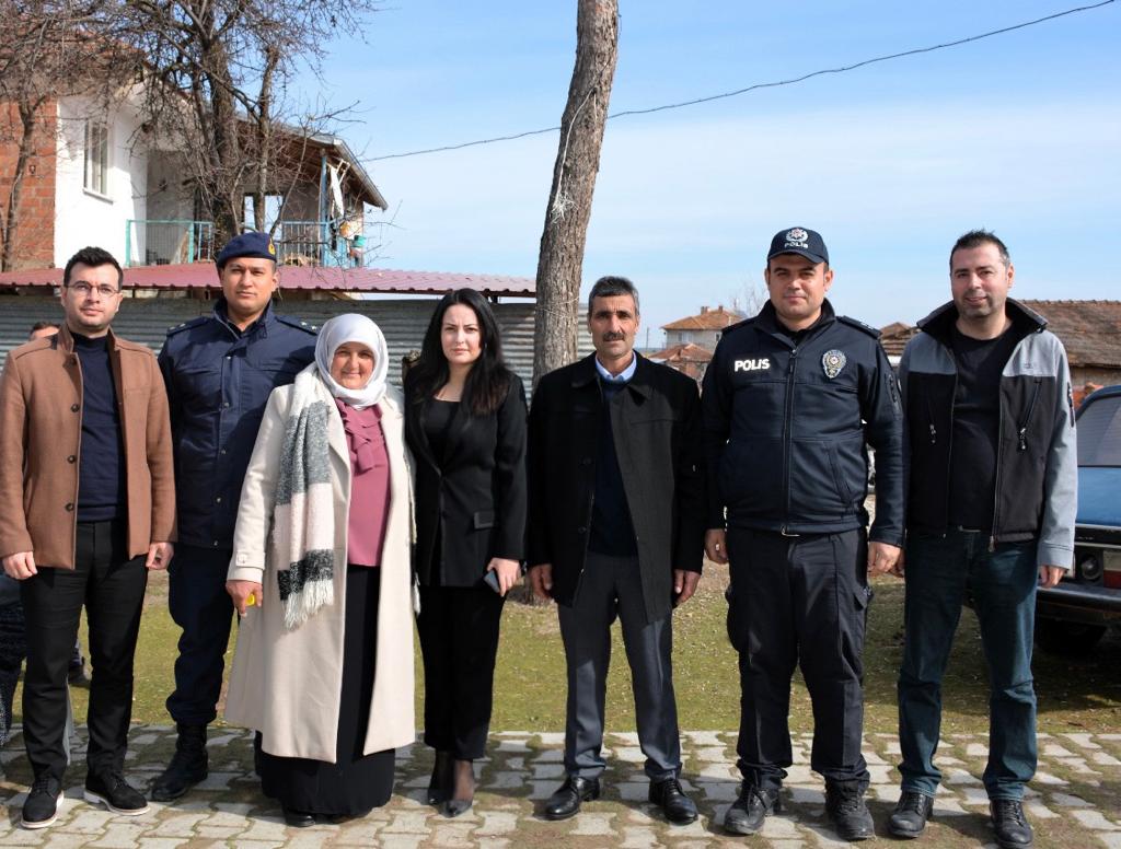 Kaymakam Selin SARI, Şehit Mustafa EĞERCİ'nin yeğeninin düğününde yer aldı ve Şehit Annemizi ziyaret etti