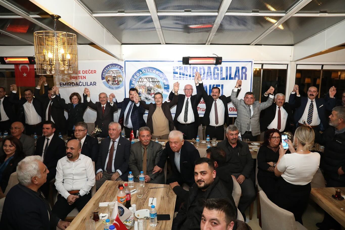 Eskişehir'de Büyükşehir Belediyesi, Vakıf Üyeleriyle Toplantı Düzenledi