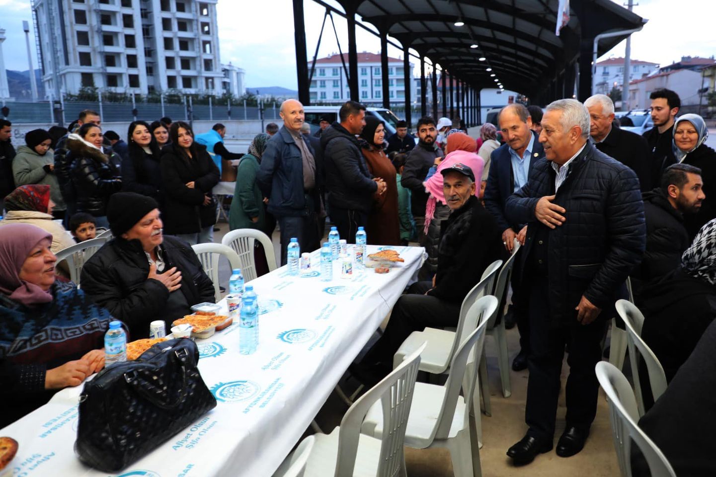 Afyonkarahisar'da Geleneksel İftar Sofralarıyla Ramazan Ruhu Yaşandı