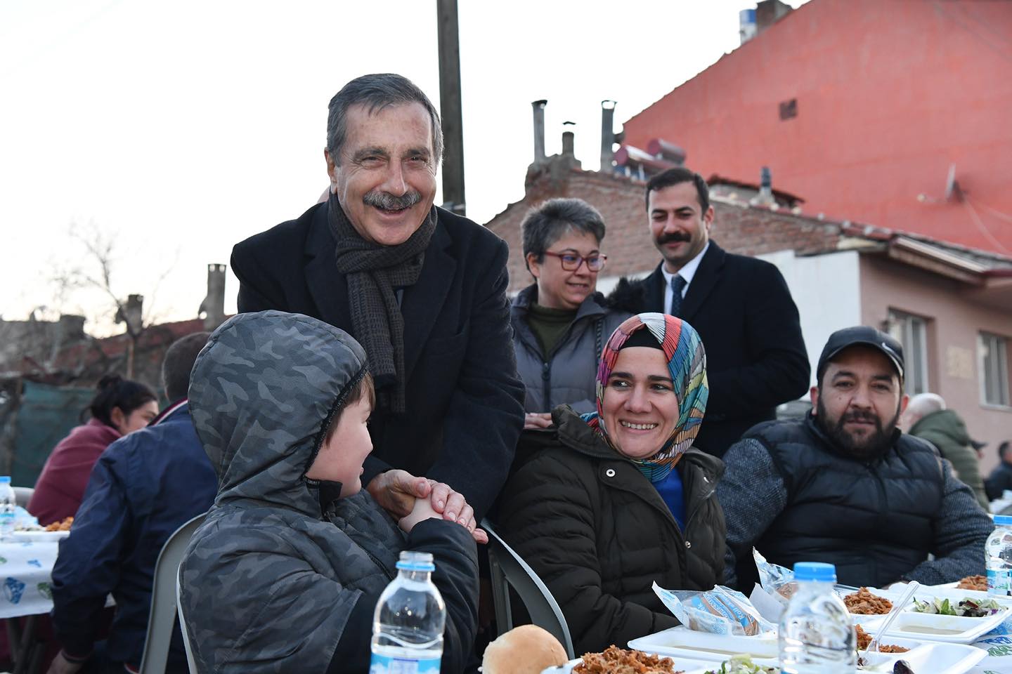 Sazova'da Yüzlerce Vatandaşın Katıldığı Ramazan İftarı