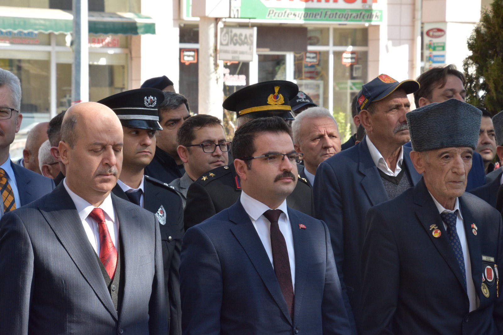 Şehitlere Saygı Anma Programı Kaymakam Harun Reşit Han Önderliğinde Gerçekleştirildi