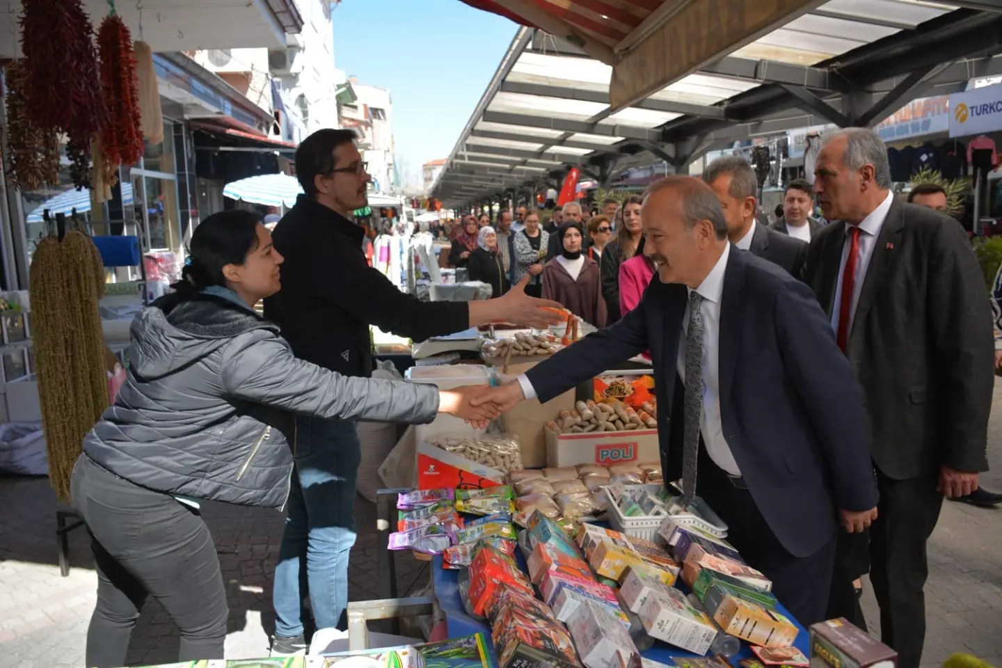 Milletvekili Mehmet Taytak Esnaf ve Vatandaşlarla Buluştu