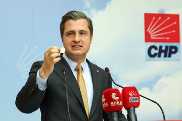 CHP Genel Başkan Yardımcısı ve Parti Sözcüsü Deniz Yücel, Parti Meclisi Toplantısı Sonrası Açıklamalarda Bulundu