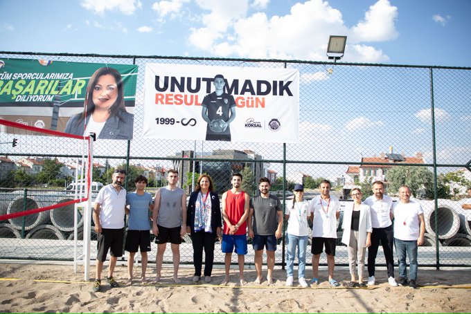 Afyonkarahisar Belediyesi, Resul Gün Anısına Kum Voleybolu Turnuvası Düzenledi