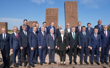 İçişleri Bakanı: Ahlat, Türk Milletinin Tarihi ve Kültürel Köklerindeki Bir Hazinedir