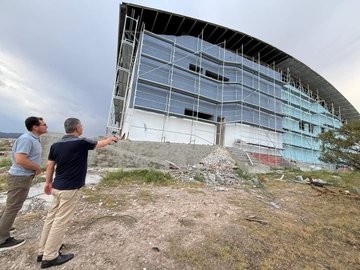 Emirdağ Belediyesi, Kapalı Spor Salonu İnşaatını Tamamlamak Üzere