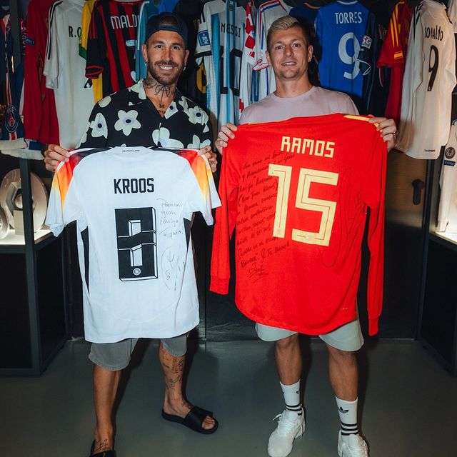 Sergio Ramos, Toni Kroos'u Övgüyle Anlattı