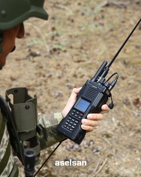 ASELSAN, ARTCOM 5433 V/UHF-P Model El Telsizini Tanıttı