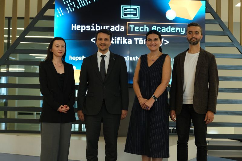 Hepsiburada Tech Academy Mezuniyet Töreni