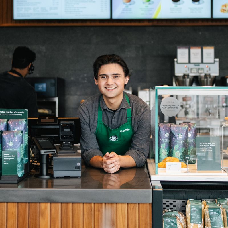 Starbucks, Tüketicilerin En Sevdiği Kahve Markası Olarak Öne Çıkıyor