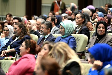 Kadın Çiftçilerin Önemi Vurgulandı