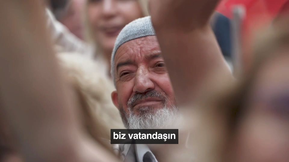 Cumhuriyet Halk Partisi Genel Başkanı Özgür Özel'den İnanç ve Güven Vurgusu