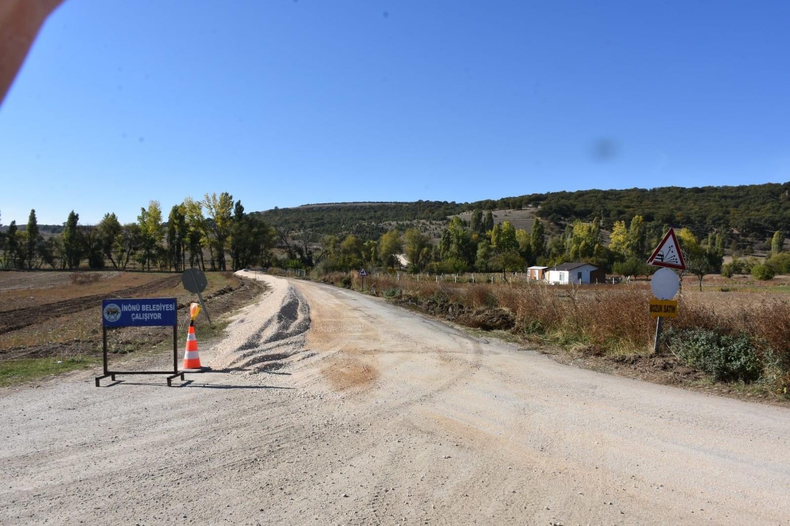 İnönü Belediyesi, Erenköy-Dereyalak Yolunda Önemli Altyapı Çalışmalarını Başlattı