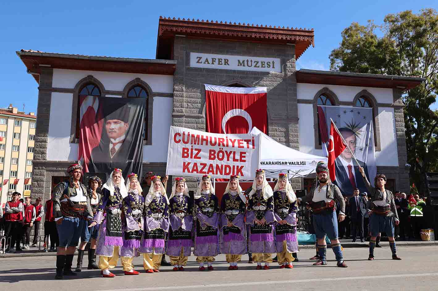 29 Ekim Cumhuriyet Bayramı Afyonkarahisar'da Coşkuyla Kutlandı