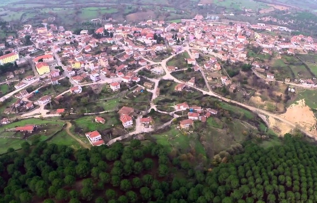 Balıkesir Büyükşehir Belediyesi, Çakallar Mahallesi'nde İçme Suyu Hattı Çalışmalarına Başladı