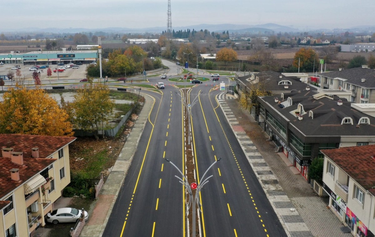 Sakarya Büyükşehir Belediyesi, Ahmet Yesevi Caddesi'ni 'Prestij Cadde' olarak yeniledi