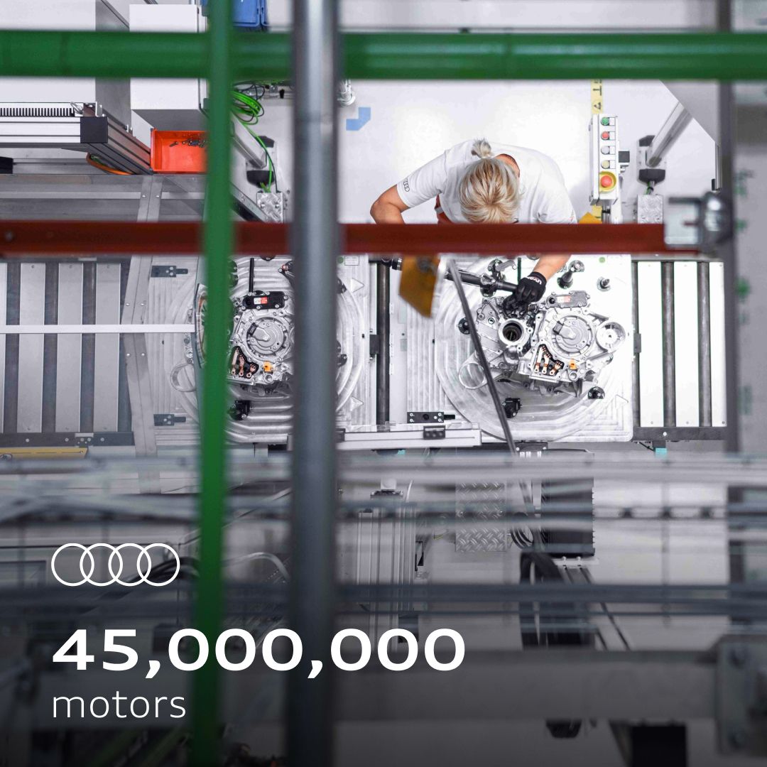 AUDI HUNGARIA Zrt., 30. Yılını 45 Milyon Motor Üretimiyle Kutluyor