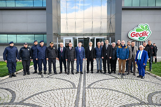 Vali Dr. Naci Aktaş Eşme İlçesinde İncelemelerde Bulundu