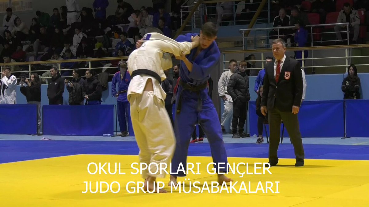 Afyonkarahisar'da Okul Sporları Gençler Judo Grup Müsabakaları Başladı